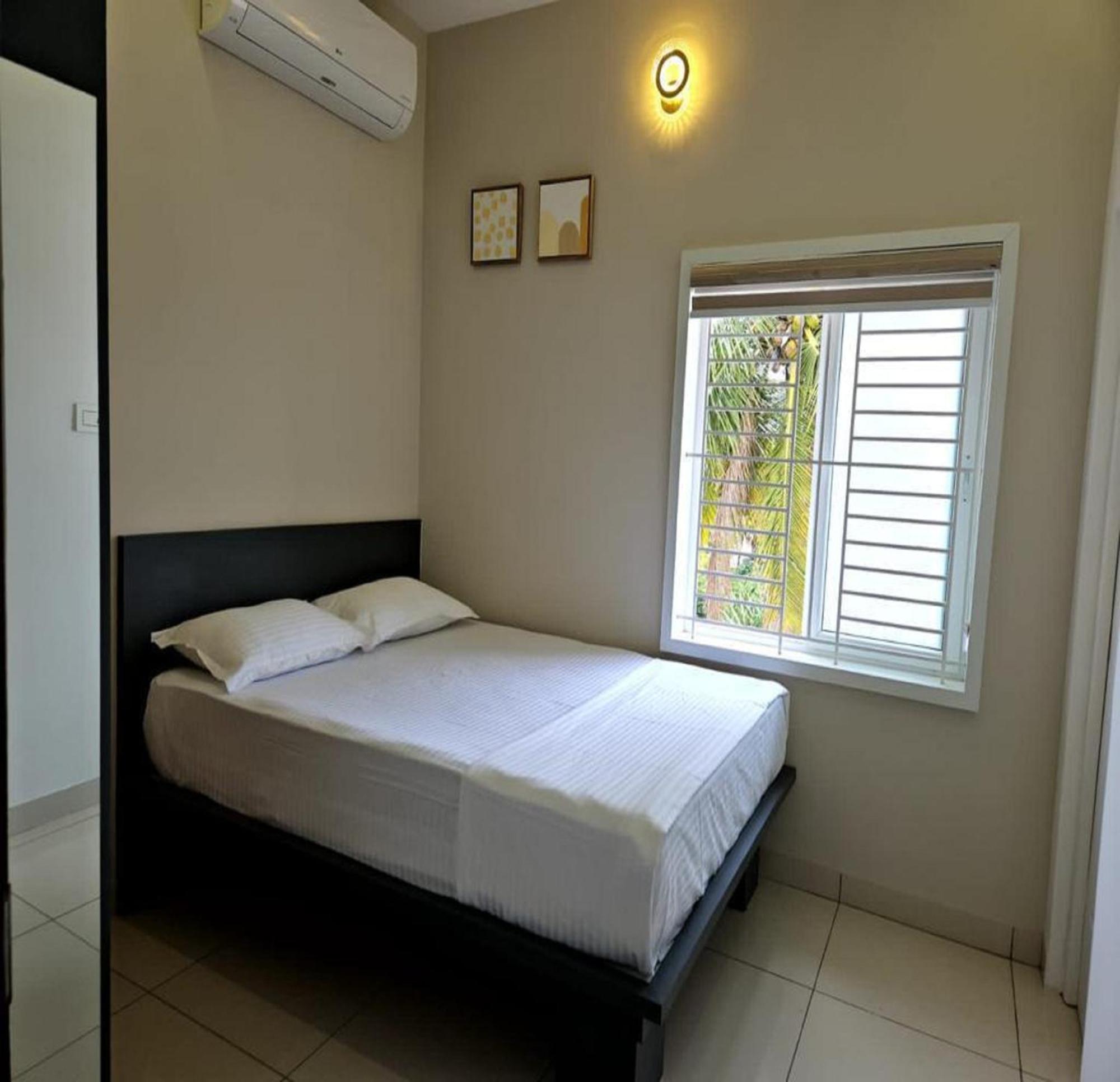 Thulasi Avenue Inn Pollāchi Εξωτερικό φωτογραφία