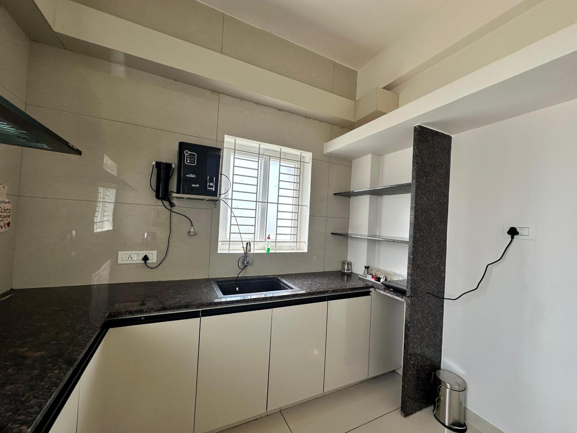 Thulasi Avenue Inn Pollāchi Εξωτερικό φωτογραφία